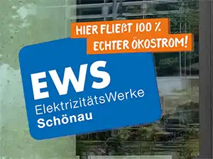 Aufkleber für Fenster mit Text "Hier fließt 100% Ökostrom" und EWS-Logo, große Variante
