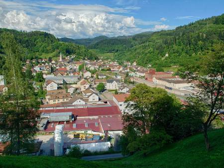Blick auf die Stadt Zell im Wiesental