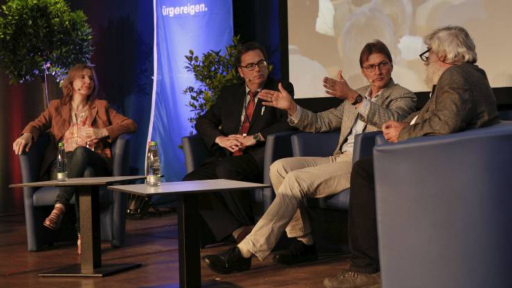 Diskussionsrunde aus 4 Personen